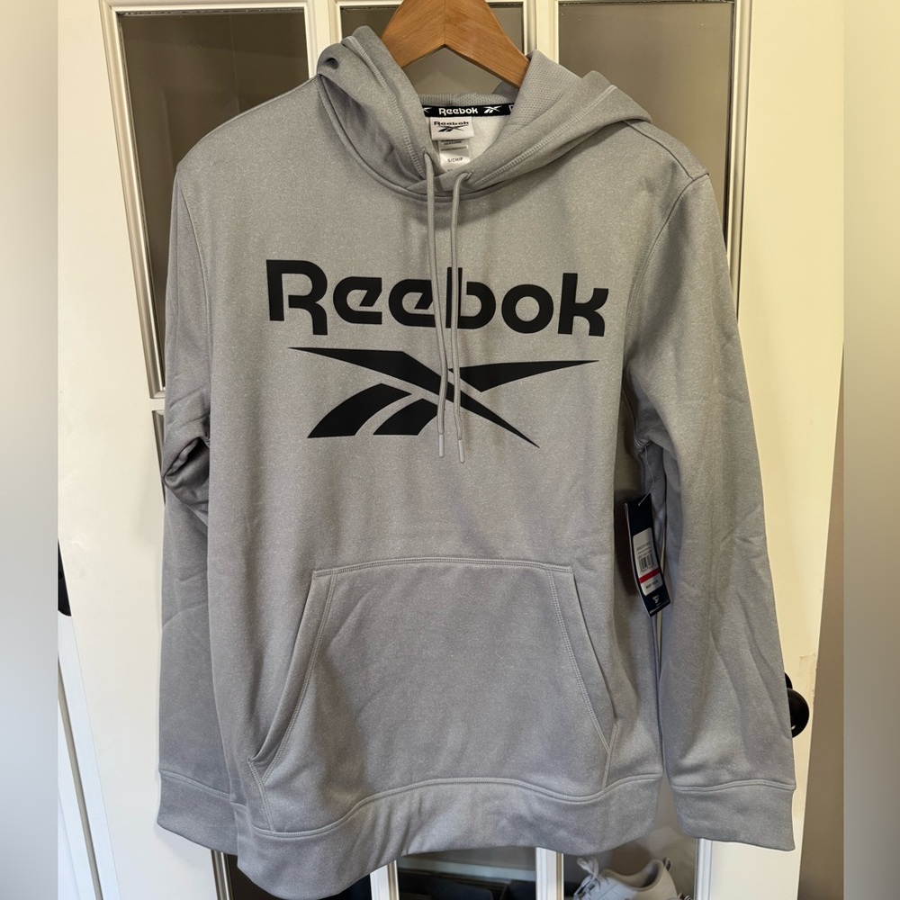 Men’s Reebok hoodie size small nwt
